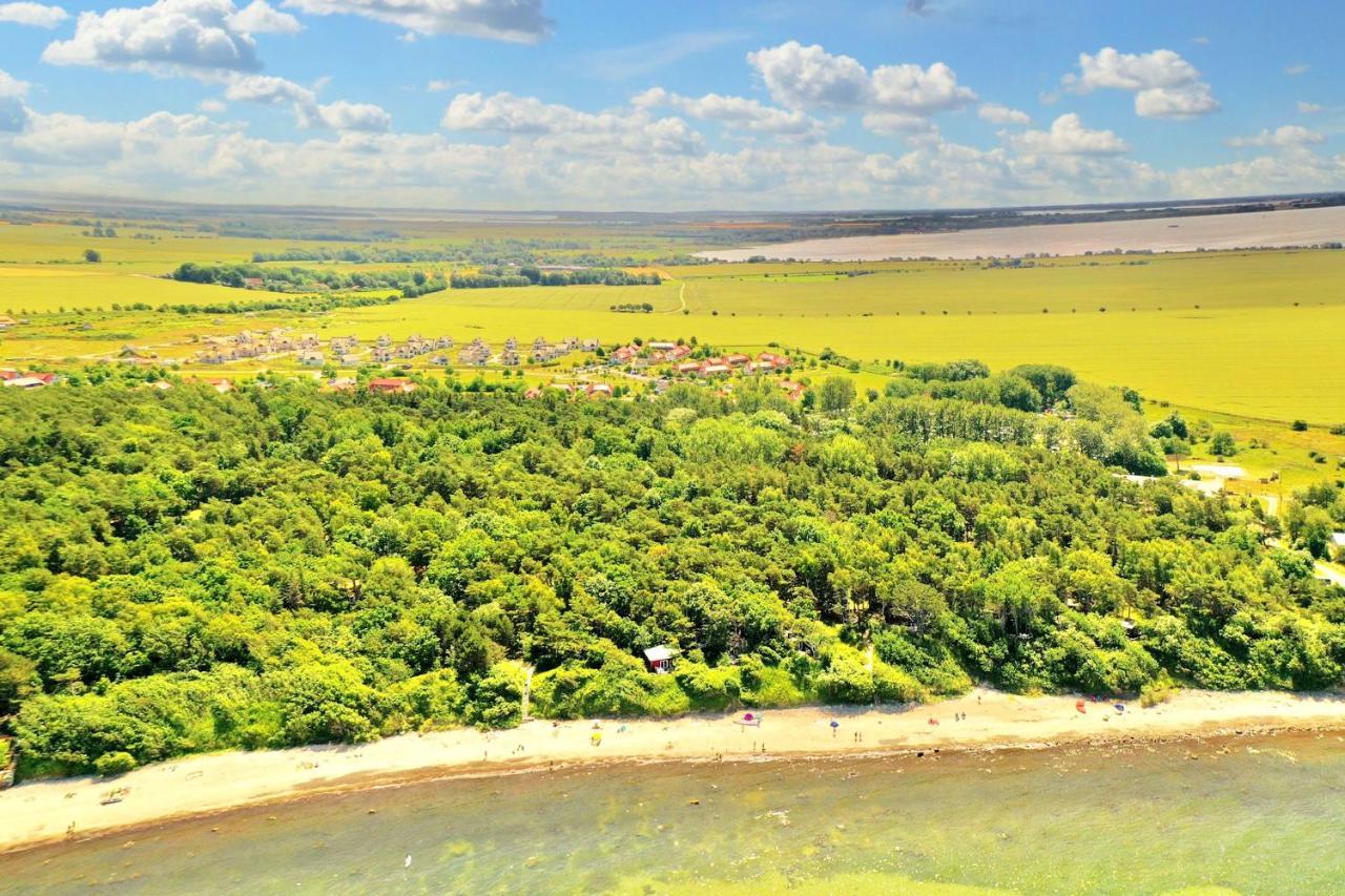 Strandnahe Ferienwohnung Ruegen Dranske Dış mekan fotoğraf